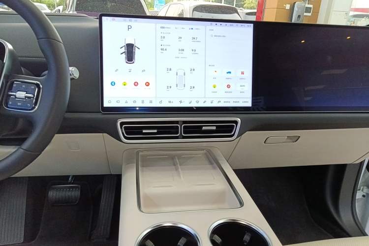 Used Li Auto L9 2025 Ultra Smart Refreshed Edition Audio And AC Panel