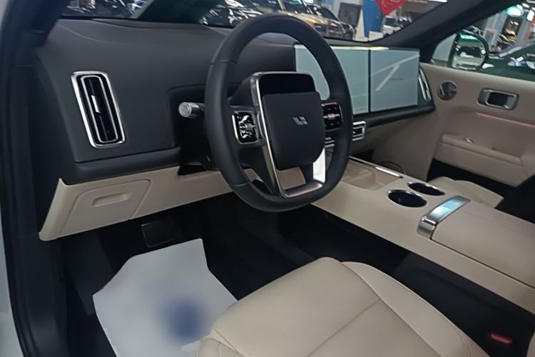 Used Li Auto L9 2025 Ultra Smart Refreshed Edition Center Console