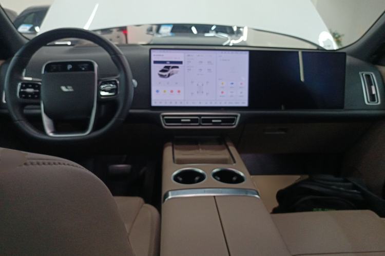 Used Li Auto L9 2025 Ultra Smart Refreshed Edition Center Console