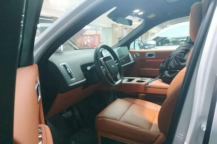Used Li Auto L9 2025 Ultra Smart Refreshed Edition Driver Seat