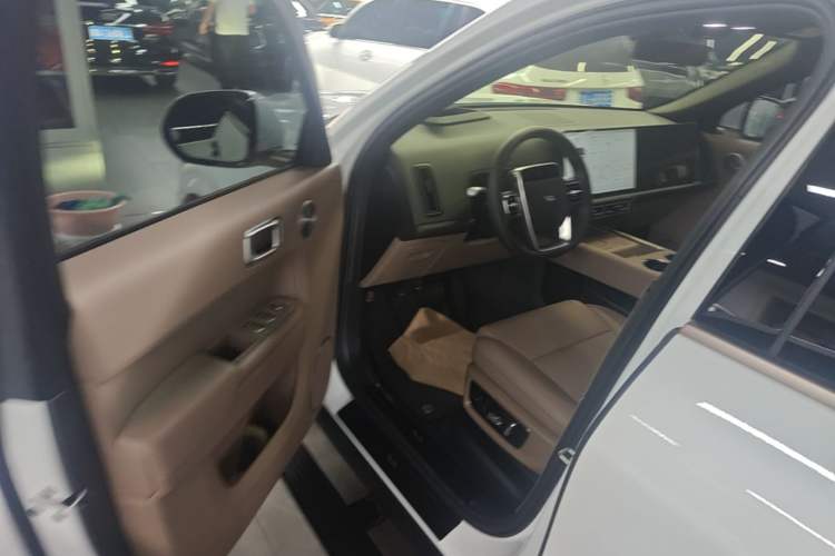 Used Li Auto L9 2025 Ultra Smart Refreshed Edition Driver Seat