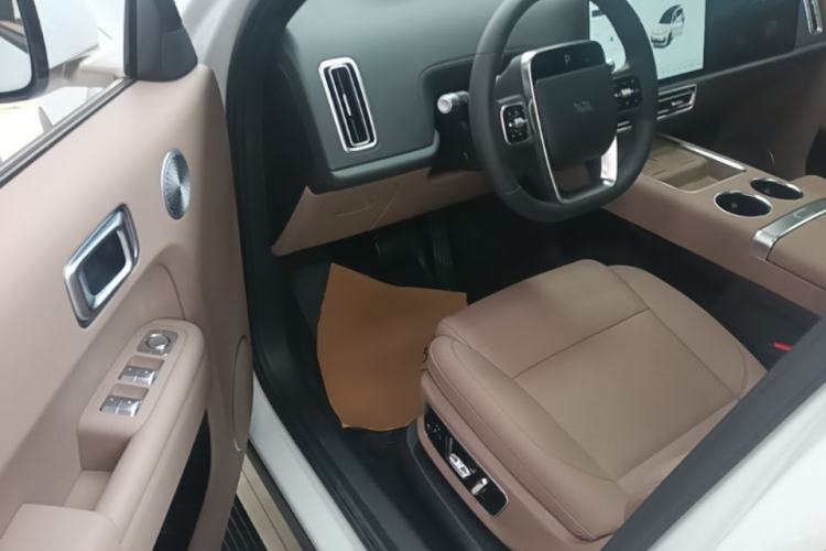 Used Li Auto L9 2025 Ultra Smart Refreshed Edition Driver Seat