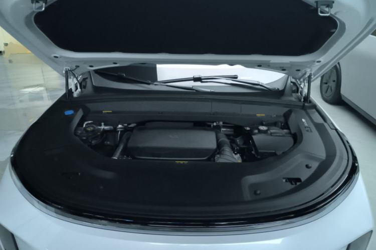 Used Li Auto L9 2025 Pro Smart Refreshed Edition Engine Bay