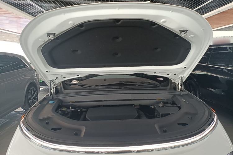 Used Li Auto L9 2025 Ultra Smart Refreshed Edition Engine Bay