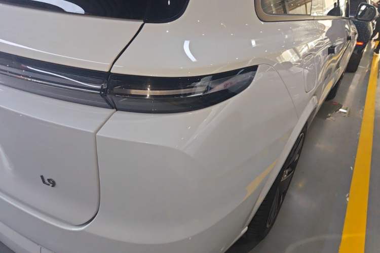 Used Li Auto L9 2025 Ultra Smart Refreshed Edition Exterior 3