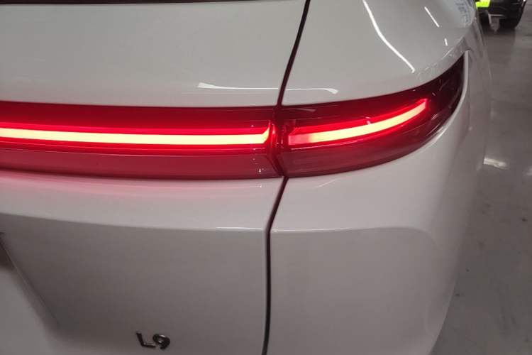 Used Li Auto L9 2025 Ultra Smart Refreshed Edition Exterior 3