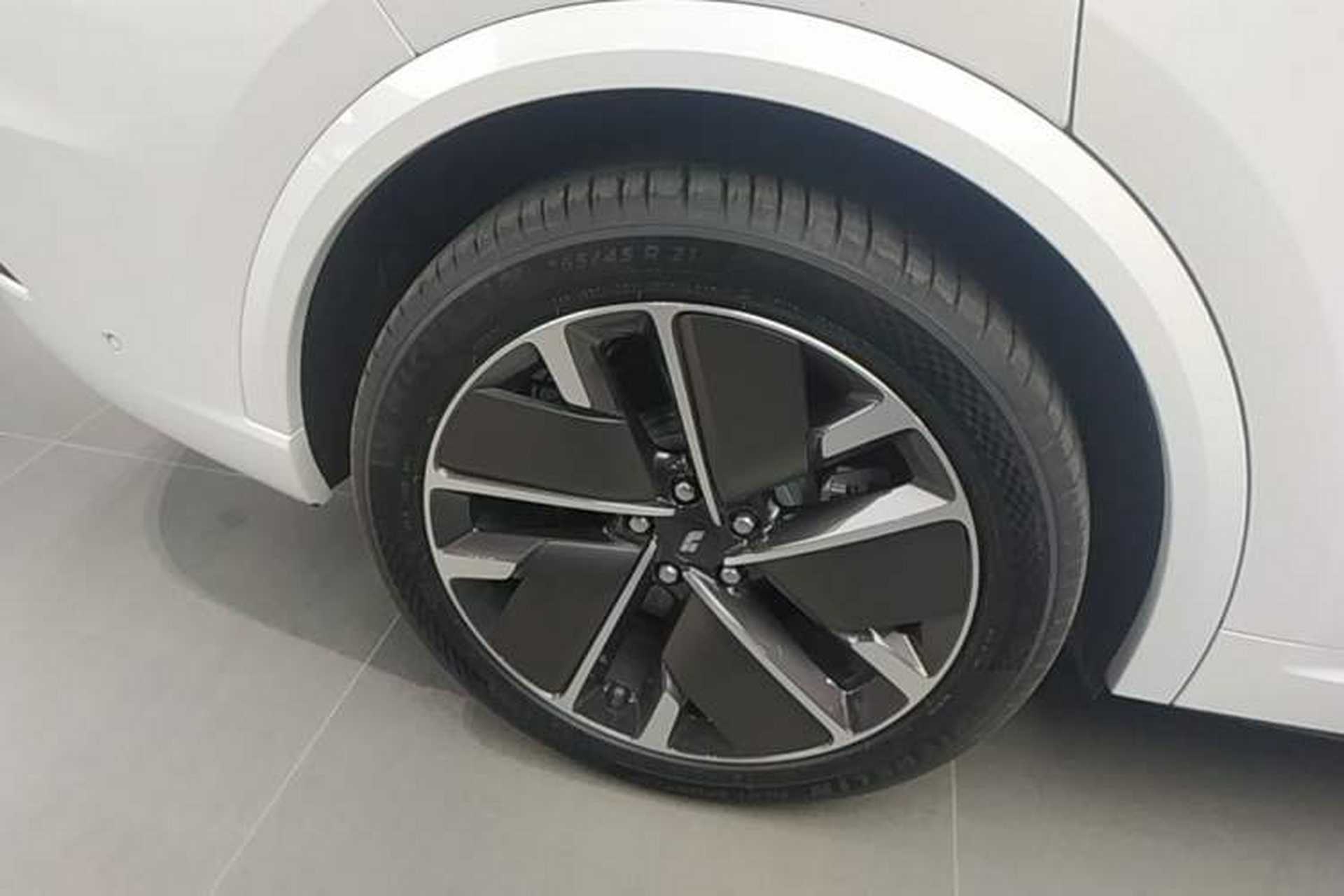 Used Li Auto L9 2025 Ultra Smart Refreshed Edition Exterior 5