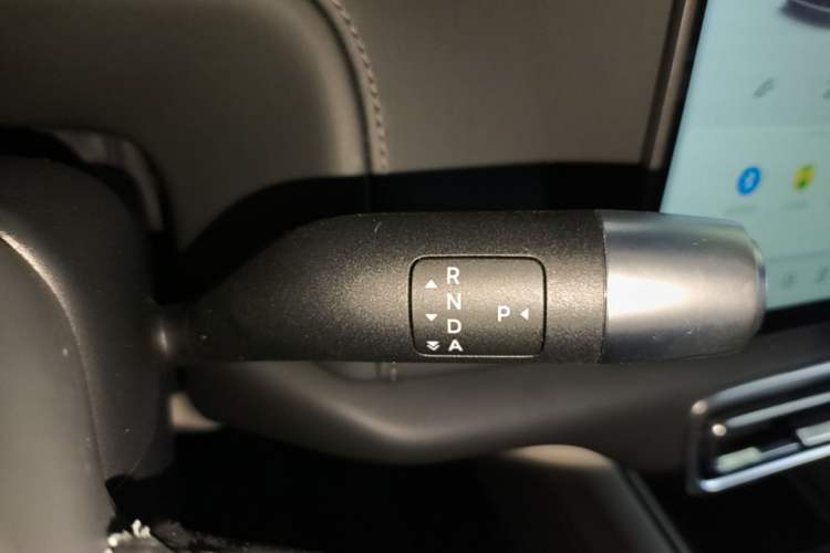 Used Li Auto L9 2025 Ultra Smart Refreshed Edition Gear Lever