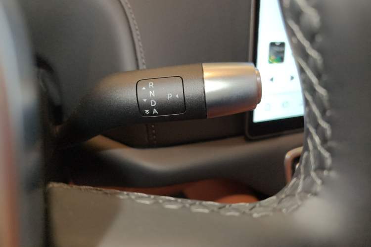 Used Li Auto L9 2025 Ultra Smart Refreshed Edition Gear Lever