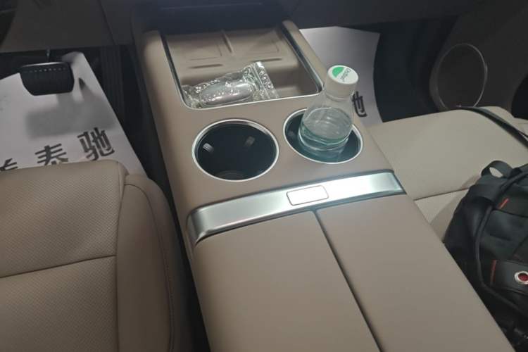 Used Li Auto L9 2025 Ultra Smart Refreshed Edition Gear Lever