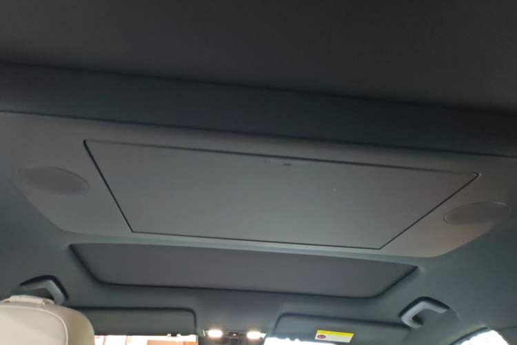 Used Li Auto L9 2025 Ultra Smart Refreshed Edition Headliner