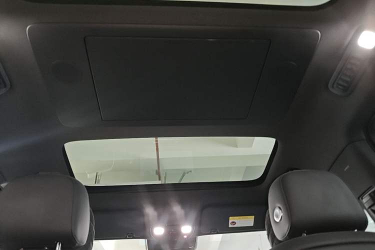 Used Li Auto L9 2025 Ultra Smart Refreshed Edition Headliner