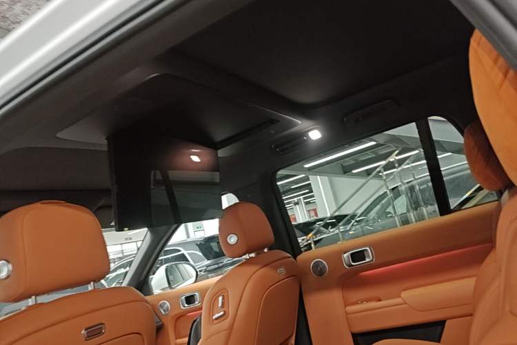 Used Li Auto L9 2025 Ultra Smart Refreshed Edition Headliner