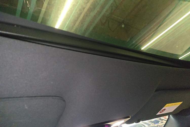 Used Li Auto L9 2025 Ultra Smart Refreshed Edition Headliner