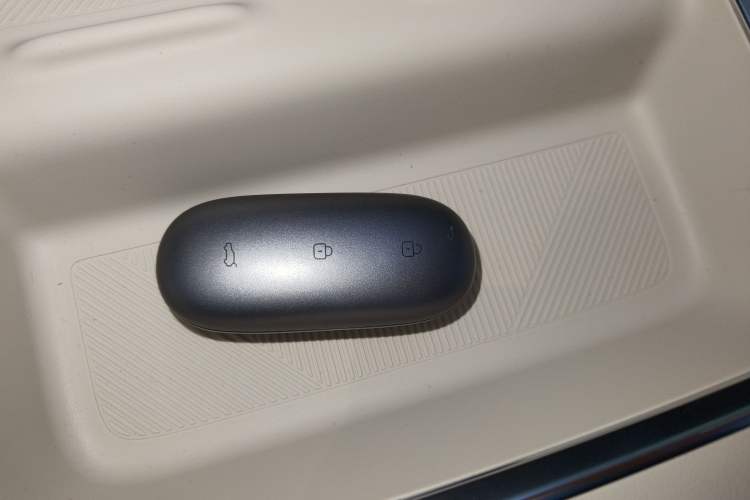 Used Li Auto L9 2025 Ultra Smart Refreshed Edition Interior 1