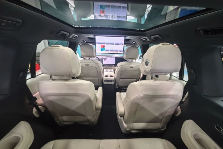 Used Li Auto L9 2025 Ultra Smart Refreshed Edition Interior 11