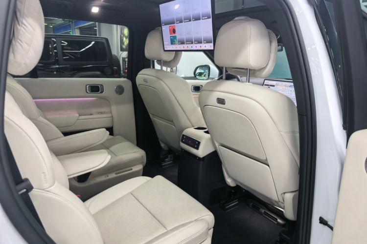 Used Li Auto L9 2025 Ultra Smart Refreshed Edition Interior 12