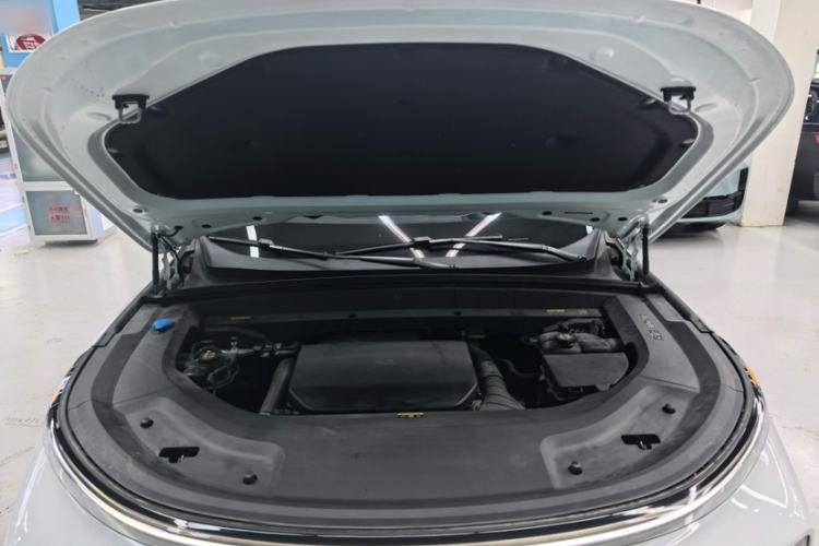 Used Li Auto L9 2025 Ultra Smart Refreshed Edition Interior 4