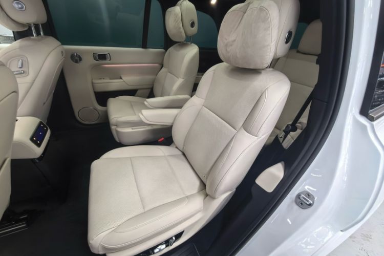 Used Li Auto L9 2025 Ultra Smart Refreshed Edition Interior 5