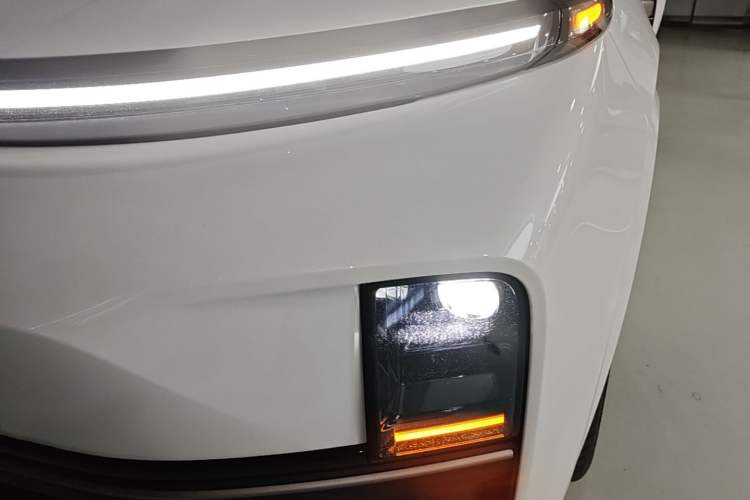 Used Li Auto L9 2025 Ultra Smart Refreshed Edition Left Front Headlight