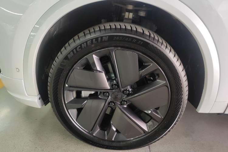 Used Li Auto L9 2025 Ultra Smart Refreshed Edition Left Front Wheel Hub