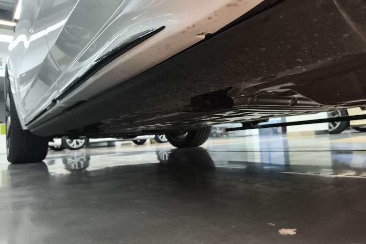 Used Li Auto L9 2025 Ultra Smart Refreshed Edition Left Side Sill