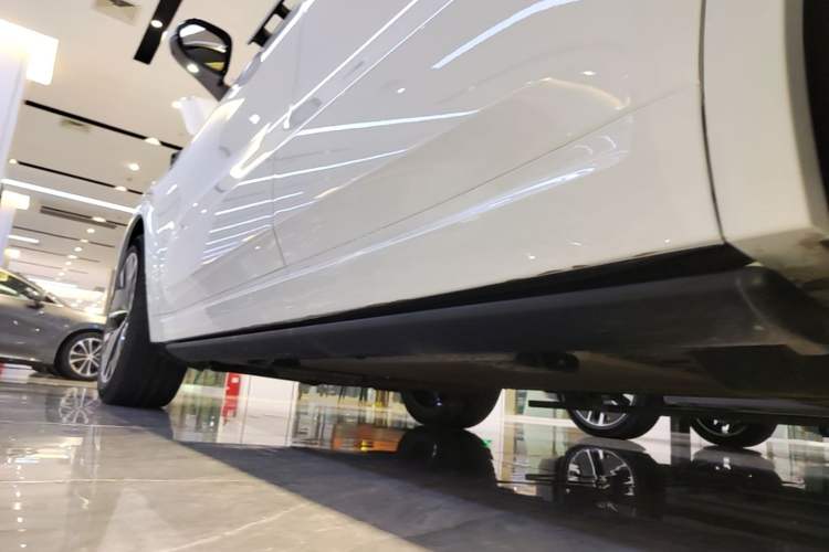 Used Li Auto L9 2025 Ultra Smart Refreshed Edition Left Side Sill