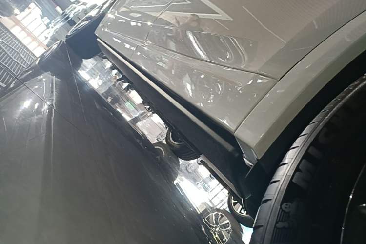 Used Li Auto L9 2025 Ultra Smart Refreshed Edition Left Side Sill