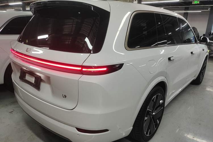 Used Li Auto L9 2025 Ultra Smart Refreshed Edition Rear Right 45 Deg
