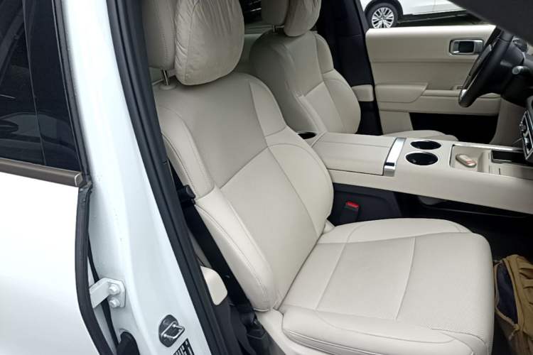 Used Li Auto L9 2025 Ultra Smart Refreshed Edition Right Front Seat