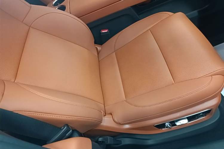 Used Li Auto L9 2025 Pro Smart Refreshed Edition Right Front Seat