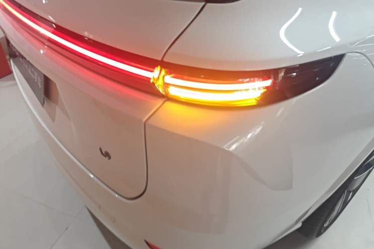 Used Li Auto L9 2025 Ultra Smart Refreshed Edition Right Rear Taillight