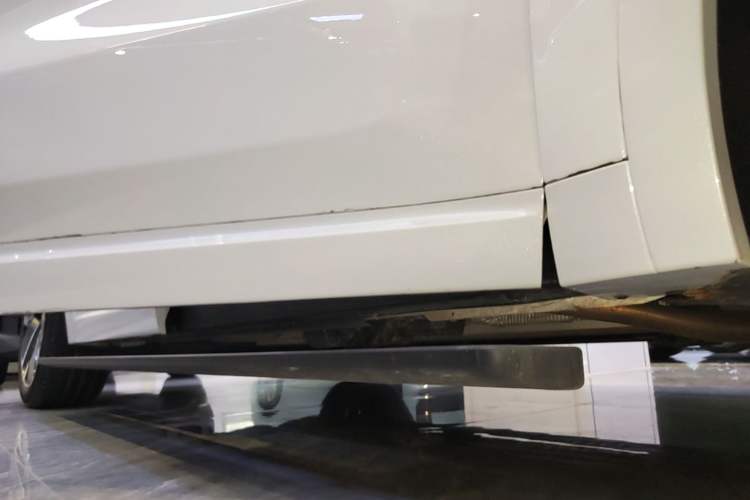 Used Li Auto L9 2025 Ultra Smart Refreshed Edition Right Side Sill