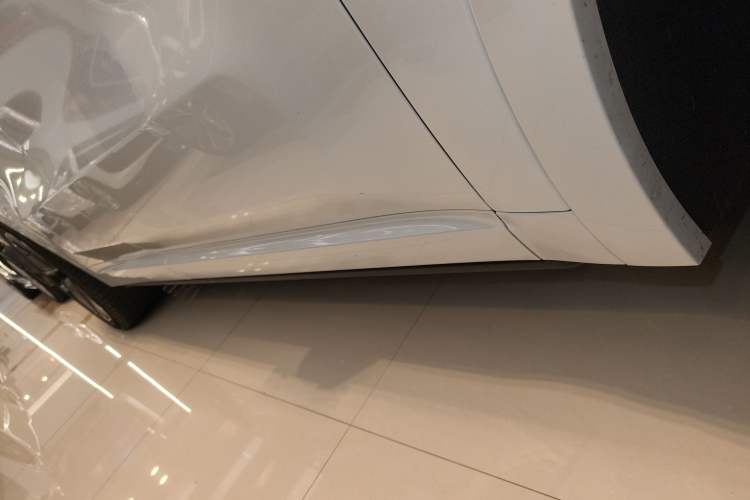 Used Li Auto L9 2025 Ultra Smart Refreshed Edition Right Side Sill