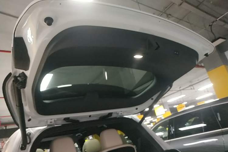 Used Li Auto L9 2025 Ultra Smart Refreshed Edition Trunk