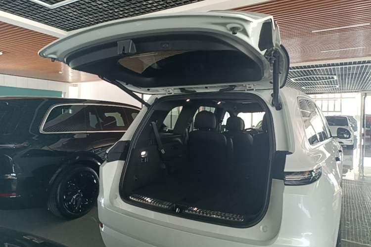 Used Li Auto L9 2025 Ultra Smart Refreshed Edition Trunk