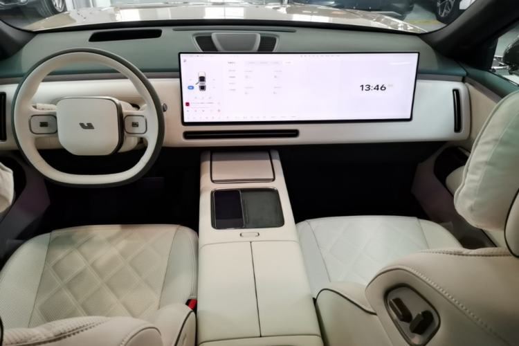 Used Li Auto L9 2026 Model Livis Center Console