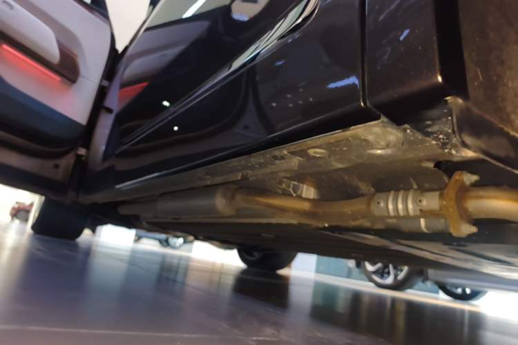 Used Li Auto L9 2026 Model Livis Left Side Sill