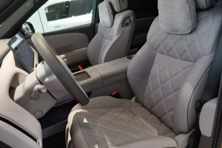 Used Li Auto L9 2026 Model Livis Left Front Seat