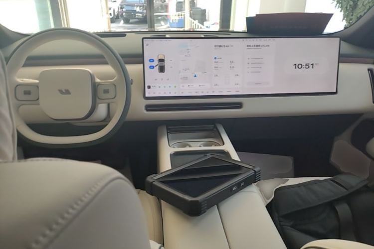 Used Li Auto L9 2026 Model Livis Center Console