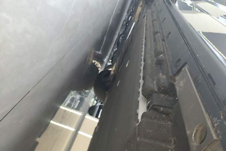 Used Li Auto L9 2026 Model Livis Right Side Sill
