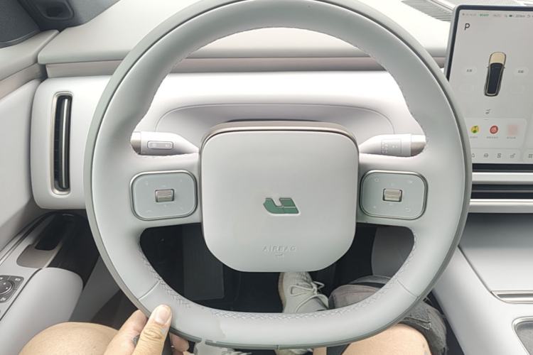 Used Li Auto L9 2026 Model Livis Steering Wheel