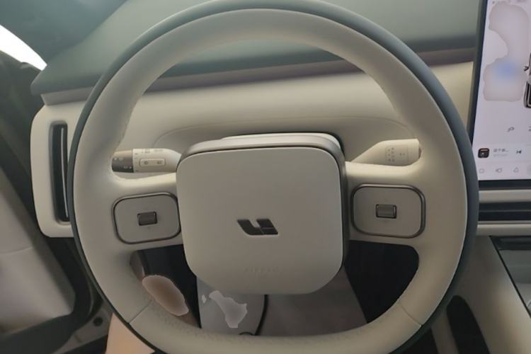 Used Li Auto L9 2026 Model Livis Steering Wheel