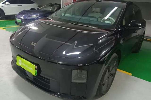 Used Li Auto i6 2025 Model Two-Wheel-Drive Standard Type