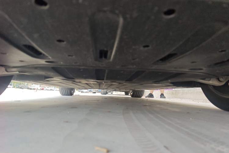 Used Li Auto i6 2025 Model Two-Wheel-Drive Standard Type Chassis Front