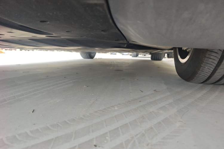 Used Li Auto i6 2025 Model Two-Wheel-Drive Standard Type Chassis Front Left