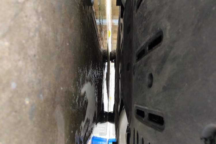 Used Li Auto i6 2025 Model Two-Wheel-Drive Standard Type Chassis Rear