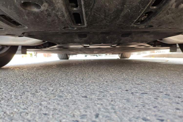 Used Li Auto i6 2025 Model Four-Wheel-Drive Standard Type Chassis Rear Left