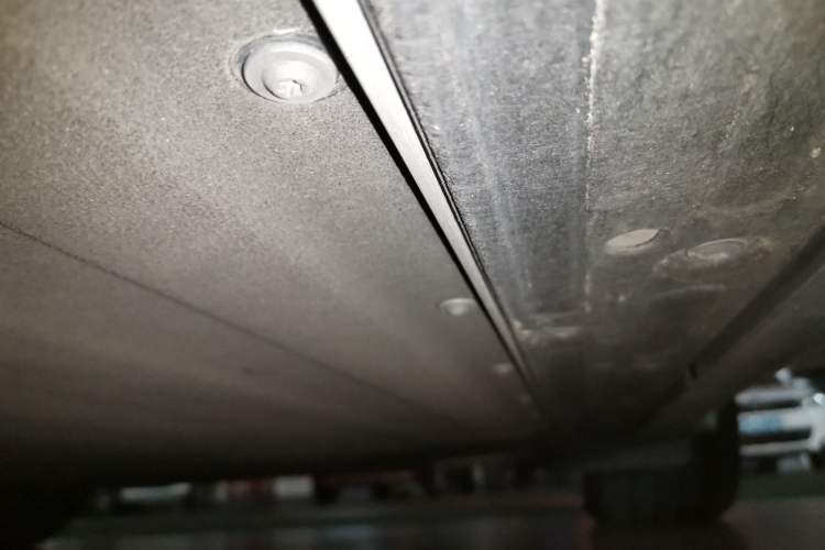 Used Li Auto i6 2025 Model Two-Wheel-Drive Standard Type Chassis Rear Left