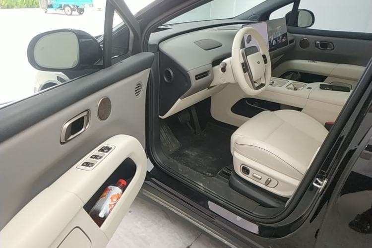 Used Li Auto i6 2025 Model Two-Wheel-Drive Standard Type Driver Seat